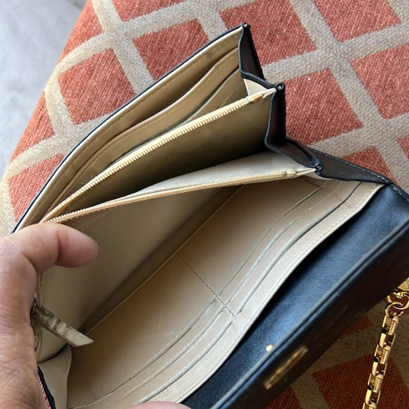 Chanel wallet on the chain - Picture 8 of 16